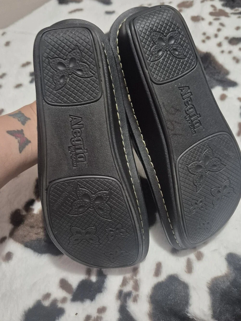 Alegria Black Floral Slip-On Loafers with Yellow & Blue Accents Shoes..Size:38